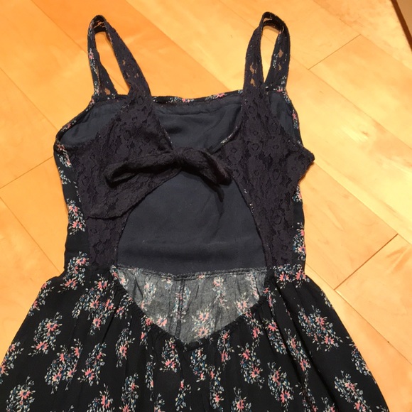 Abercrombie & Fitch Navy Floral & Lace Romper - Picture 5 of 7